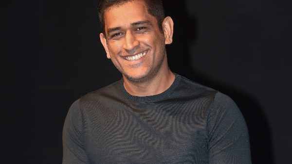 ২২ গজ ছেড়ে ২৫ ফ্রেমে অভিষেক ধোনির! প্রথম ছবিতেই জুটি বাঁধছেন থালাপতি বিজয়ের সঙ্গে