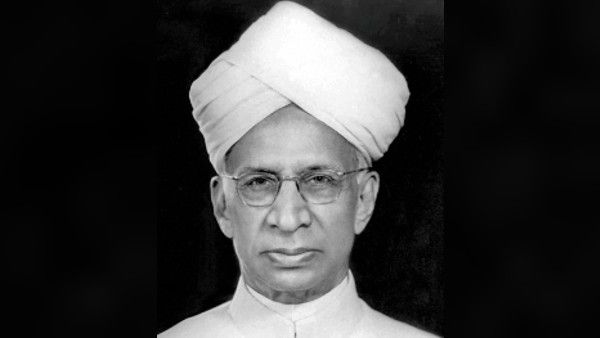 ১৯৬২ তে রাষ্ট্রপতি নির্বাচনে সহজ জয় পেয়েছিলেন রাধাকৃষ্ণান, ২০২২ এ জিতবে কোন দল?