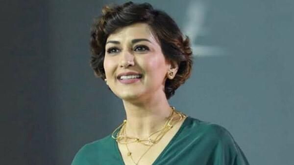 মহিমা চৌধুরী থেকে সোনালি বেন্দ্রে, এই বলিউড অভিনেত্রীরা ক্যানসার জয় করেছেন