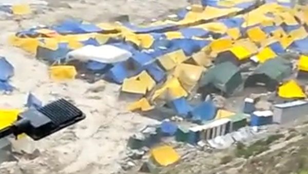 অমরনাথ যাত্রার পথে মেঘ ভাঙা বৃষ্টিতে বন্যা, এখনও চলছে উদ্ধার কাজ