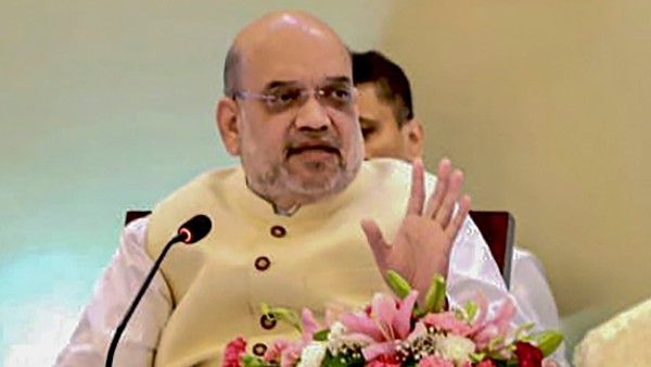 প্রতিযোগী নয় আঞ্চলিক ভাষাগুলির বন্ধু হিন্দি, মত অমিত শাহের! 'ভিন্ন' অবস্থানে বিজেপির মুখ্যমন্ত্রী