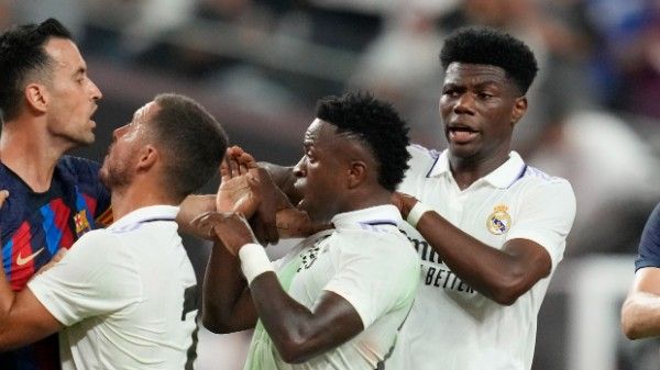 মরসুমের প্রথম এল ক্লাসিকোয় জয় বার্সেলোনার, মেসির অভাব পূরণ করতে ভরসা এই ব্রাজিলীয়