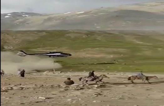 অমরনাথ যাত্রার পথে বিপজ্জনক ভাবে নামল হেলিকপ্টার, রক্ষা কোনও মতে