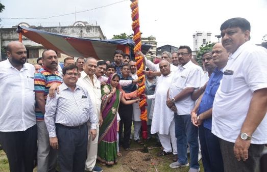 সাসপেন্স রেখে খুঁটিপুজো মহম্মদ আলি পার্কে, পুজোয় থাকবে বড় চমক