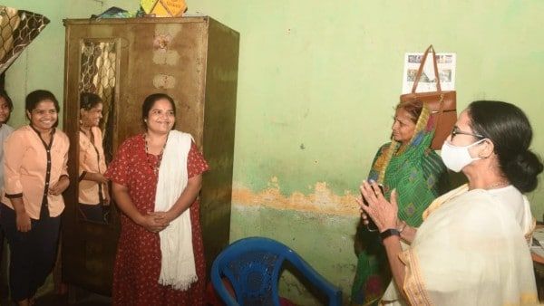 রড লুকিয়ে মমতা'র বাড়িতে ঢোকে হাফিজুল! জেরায় চাঞ্চল্যকর তথ্য পুলিশের কাছে