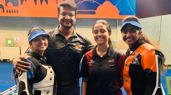 শ্যুটিং বিশ্বকাপে মিক্সড টিম ইভেন্টে সোনা জিতলেন বাঙালি মেয়ে মেহুলি ঘোষ