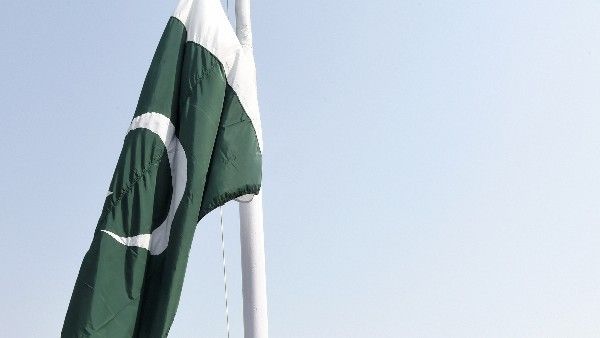 পাকিস্তান ৪ বছর পর বাদ এফএটিএফের ‘ধূসর তালিকা’ থেকে, কেন এমন সিদ্ধান্ত