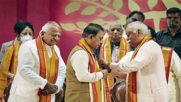 সুনীল গাভাসকরকে সম্মান, বিশ্বের তৃতীয় ক্রিকেট স্টেডিয়াম ভারতীয় কিংবদন্তির নামে