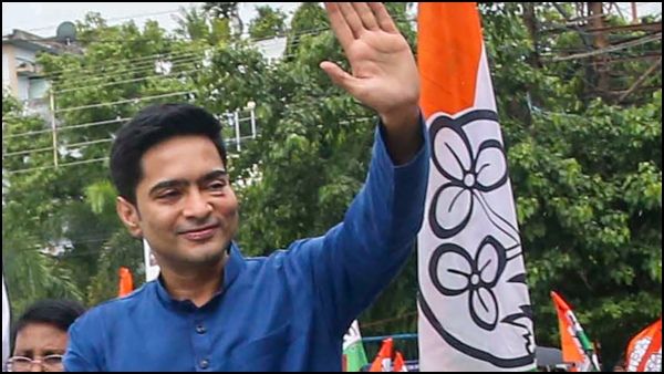 নতুন তৃণমূলের অভিষেক বার্তা! কলকাতায় পোস্টারে পোস্টারে ছয়লাপে পারদ চড়ল জল্পনার