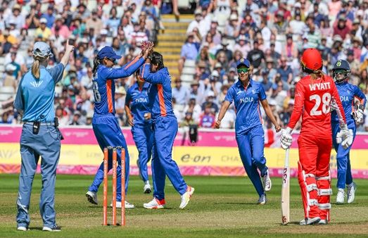 CWG 2022 : ইংল্যান্ড বধ করে কমনওয়েলথের ফাইনালে হরমনরা, হাড্ডহাড্ডি ম্যাচে জয় চার রানে