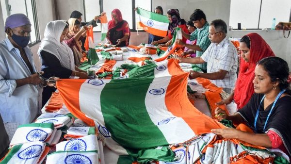 তেরঙ্গা ওড়ান, দেশবাসীর মধ্যে 'হর ঘর তেরঙ্গা কর্মসূচির উৎসাহ জাগান, রাজ্যগুলিকে বার্তা কেন্দ্রের