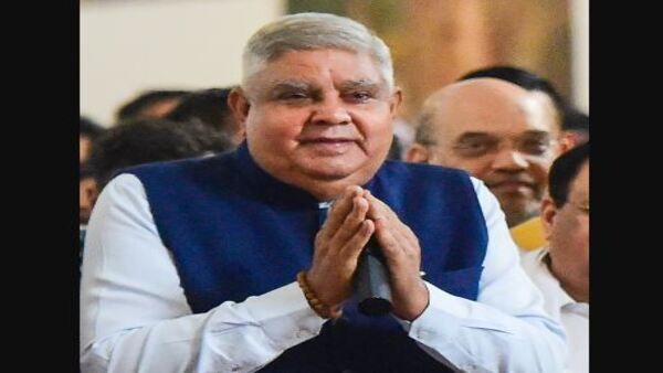 আজ শপথ নিতে চলেছেন, শপথবাক্য পাঠ পড়াবেন দ্রৌপদী মুর্মু