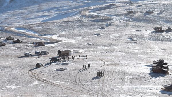 উত্তেজনা নিয়ন্ত্রণের চেষ্টা, পূর্ব লাদাখ সীমান্তে ভারত ও চিনের সমরিক বাহিনীর উচ্চ পর্যায়ে বৈঠক