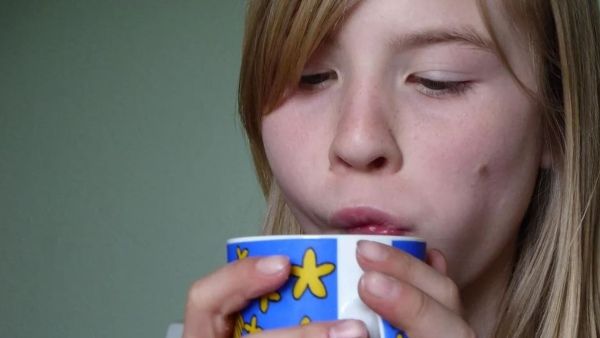 জানুন শরীরের কোথায় কোথায় তিল থাকলে তা সৌভাগ্যের লক্ষণ বলে ধরা হয়