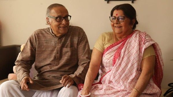 স্বাধীনতা সংগ্রাম থেকে পরিবার, প্রকাশিত হল সেদিন কুয়াশা ছিল ছবির ফার্স্ট লুক