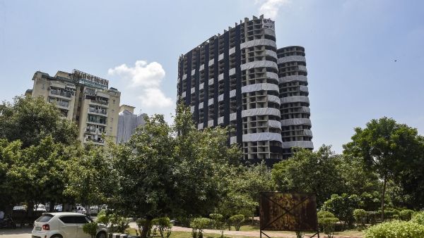 টুইন টাওয়ার ভাঙার আগেই বন্ধ হবে এক্সপ্রেসওয়ে, তৈরি হল গ্রিন করিডর