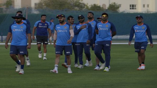 এশিয়া কাপের প্রথম ম্যাচেই টেলরকে স্পর্শ করছেন বিরাট, কোহলিকে ছুঁয়ে নতুন নজির গড়ার পথে রোহিত