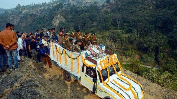 সিয়াচেনে নিখোঁজ ৩৮ বছর আগে! সেনা জওয়ানের দেহ উদ্ধার বিশ্বের সর্বোচ্চ যুদ্ধক্ষেত্র থেকে