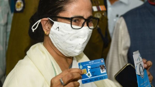 স্বাধীনতার ৭৫ বছর পূর্তি: স্বাস্থ্যসাথীর কার্ডে সুবিধা আরও বাড়াল মমতা বন্দ্যোপাধ্যায়ের সরকার
