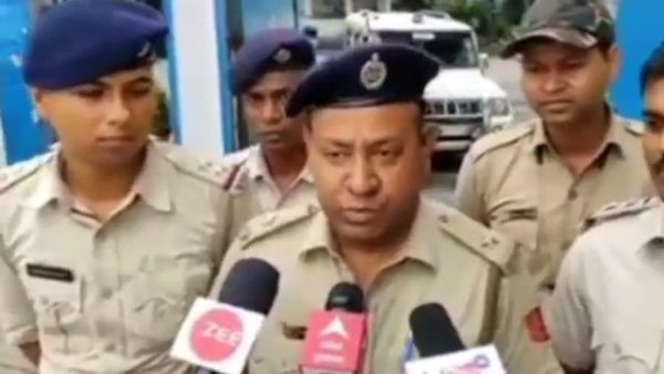 ঘুষ কাণ্ডে অভিযুক্ত তদন্তকারী অফিসার! সারদা মামলায় আদালত অবমাননায় মমতার সরকার, কাঁথি কেলেঙ্কারিতে দাবি বিজেপির