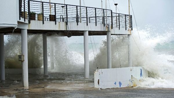 ৩৫০ কিলোমিটার বেগে ধেয়ে আসছে হারিকেন! জলবায়ু পরিবর্তনে কীভাবে ইয়ান বিপজ্জনক