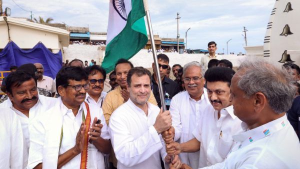 আক্রান্ত কৃষক, শ্রমিক, ছোট ও মাঝারি ব্যবসায়ীরা! ভারত জোড়ো যাত্রার শুরুতে বিজেপিকে নিশানা রাহুলের