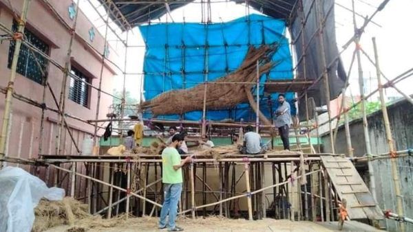 বড় দুর্গা সহস্র মাথার অসুরের দিন শেষ, এবার তৈরি হচ্ছে সবচেয়ে বড় সিংহ