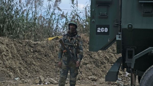 সীমান্তে বাংলাদেশে গুলি মায়ানমার সেনাবাহিনীর, নতুন করে বাড়ছে রোহিঙ্গা শরণার্থী উদ্বেগ