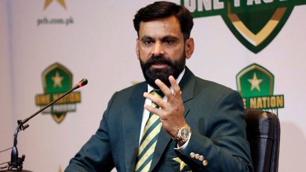 তারকা ক্রিকেটারকে সম্মান দেবে না পাকিস্তান আগেই জানতেন হাফিজ, অনেক আগেই বলেছিলেন অবসর নিতে