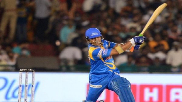 অস্ট্রেলিয়াকে হারিয়ে রোড সেফটি ওয়ার্ল্ড সিরিজের ফাইনালে সচিনের ভারত, বিধ্বংসী ব্যাটিং নমন-পাঠানের