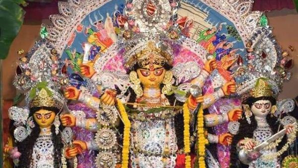 আনন্দ নাড়ু থেকে তিলের নাড়ু, মহাজজ্ঞে পূজিতা হন দেবী দূর্গা