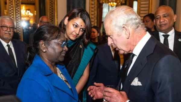 রানির শেষকৃত্যে যোগ দিয়ে রাজা তৃতীয় চার্লসের সঙ্গে সাক্ষৎ দ্রৌপদী মুর্মুর