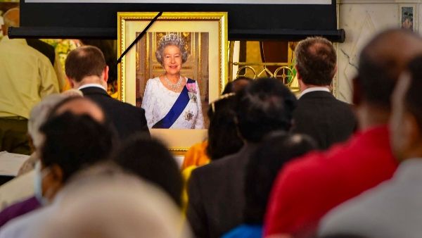 রানি দ্বিতীয় এলিজাবেথের শেষকৃত্যে সর্ববৃহৎ কূটনৈতিক সমাবেশে কারা আমন্ত্রিত, কারা বাতিল তালিকা থেকে