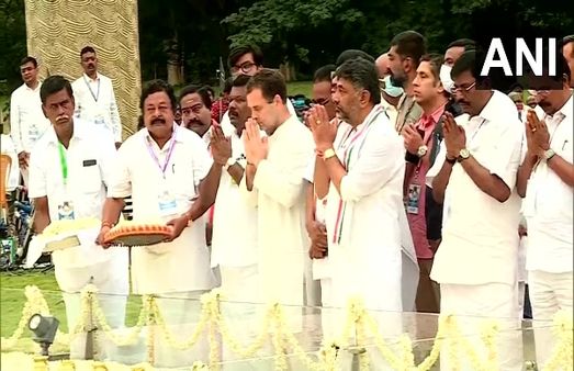 রাহুলের হাতে খাদির জাতীয় পতাকা, শুরু হবে কংগ্রেসের 'ভারত জোড়ো যাত্রা'