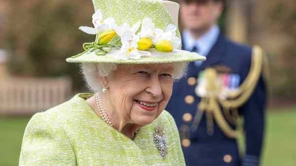 মৃত্যুর এক দশক আগেই তৈরি হয়েছিল কফিন, সীসার কফিনে শেষ যাত্রায় এলিজাবেথ দ্বিতীয়