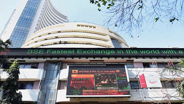 বড় পতন সেনসেন্সে, লাল জোনে শেষ করল নিফটি! রক্তক্ষরণ অব্যাহত থাকল আদানি গোষ্ঠীর