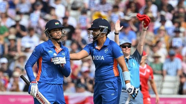 মাস্ট উইন ম্যাচে দুরন্ত জয় ভারতের মহিলা দলের, ইংল্যান্ডের বিরুদ্ধে সিরিজের ভাগ্যনির্ধারণ লক্ষ্ণীবারে