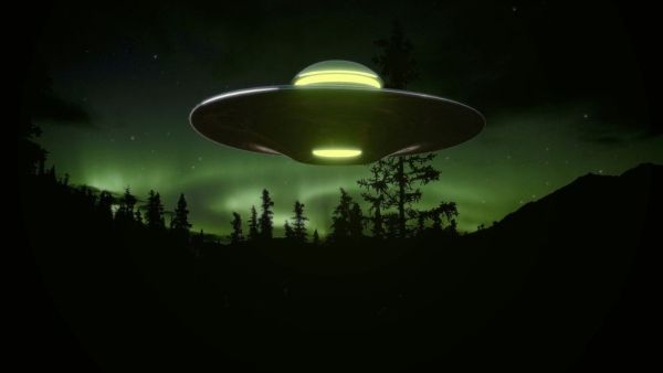 প্রশান্ত মহাসাগরের আকাশে কি ঘুরে বেড়াচ্ছে ভিনগ্রহীরা! পাইলটদের দাবি ঘিরে প্রবল চাঞ্চল্য