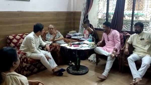 শঙ্করের 'শ্রেণি' নিয়ে কথা, বললেন অশোক! কাশ-ফুলের বালিশের মতোই তৃণমূলের ভাবনা, কটাক্ষ শিলিগুড়ির বিধায়কের