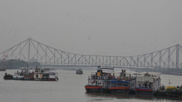 সিতরাং-এর ধাক্কা! বাতাসের গুণমানে কলকাতা-হাওড়া পিছনে ফেলল দেশের অন্য শহরগুলিকে