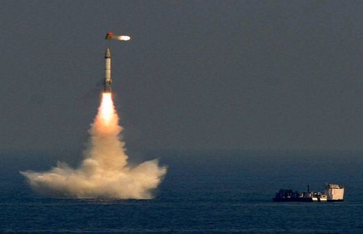 Agni-3-এর রেঞ্জে গোটা পাকিস্তান, পার করে ফেলতে পারবে অর্ধেক চিনও! কতটা শক্তিশালী এই মিসাইল?