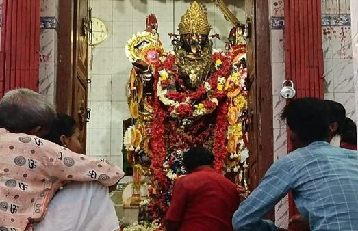 চারশো বছরেরও বেশি প্রাচীন মন্দির, বুড়িমার পুজো করে শুরু হয় এই কালীপুজো