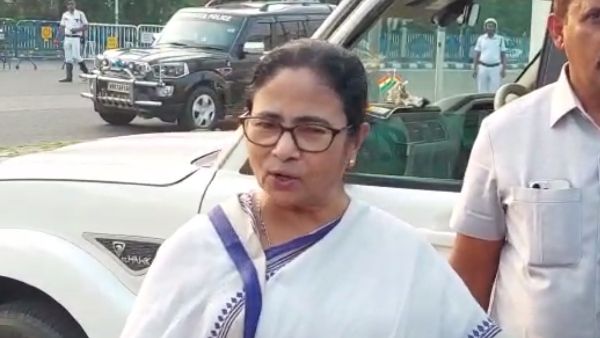 কার চক্রান্তে বঞ্চনা সৌরভকে? ফের দাদার হয়ে ব্যাটিং মমতার