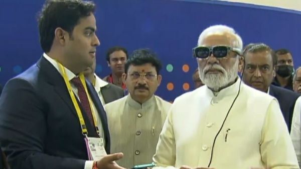 ‘এখন একজন ভিক্ষুকও ডিজিটাল পেমেন্ট নিতে চান,’ ৫জি পরিষেবার উদ্বোধনে প্রধানমন্ত্রী