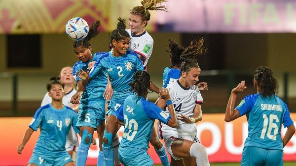 মেয়েদের প্রতি ডেননার্বির সতর্ক বার্তা, 'হয় জেতো নয় তো সব শেষ'