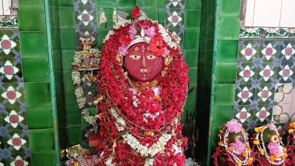 সতীর মালাই চাকী থেকে সৃষ্টি হয় দেবীর, শুরু হয় পুজো