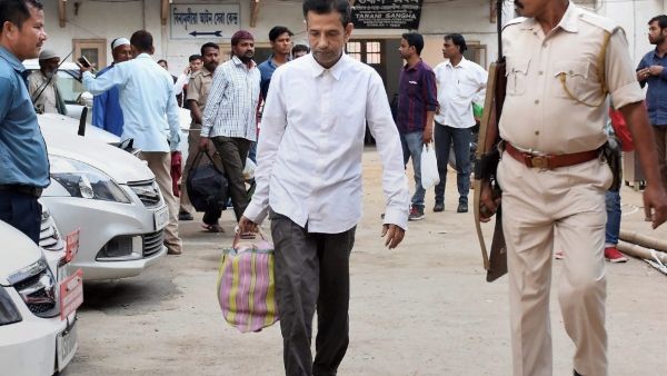 সারদায় সমস্ত স্থাবর সম্পত্তি নিলামে তুলতে চলেছে সেবি! অংশ নিতে পারেন আপনিও