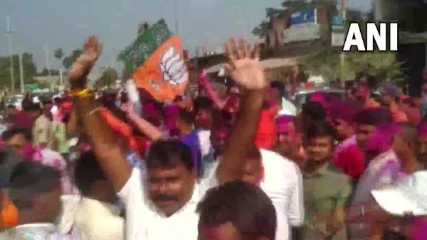 উপ নির্বাচনেও বিজেপি ঝড়! ছয় রাজ্যের সাতটি আসনের বেশিরভাগেই জয় গেরুয়া শিবিরের