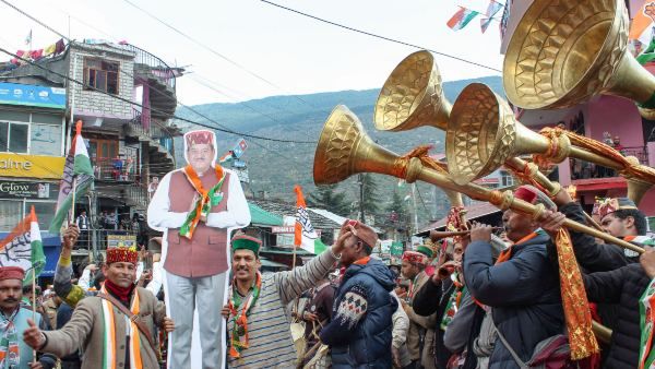 বিজেপি কে হারিয়ে মিথ বজায় রাখবে কংগ্রেস? হিমাচলে কীসের পূর্বাভাস ইন্ডিয়া টুডে-অ্যাক্সিসের সমীক্ষায়