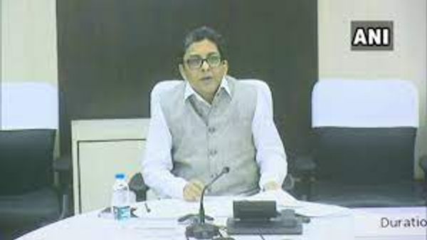 আলাপনেই আস্থা মমতার! রাজ্য হেরিটেজ কমিশনের চেয়ারম্যান হলেন প্রাক্তন মুখ্যসচিব